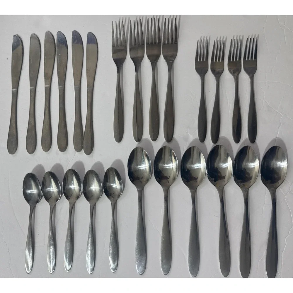 Pfaltzgraff Stainless 18/0 China Glossy Silverware Flatware LOT Of 25 Fork Spoon